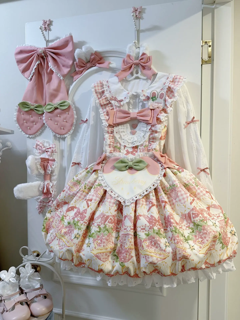 Sweet Maid Lolita Long Sleeve OP Dress Set with Strawberry Print and Heart Apron