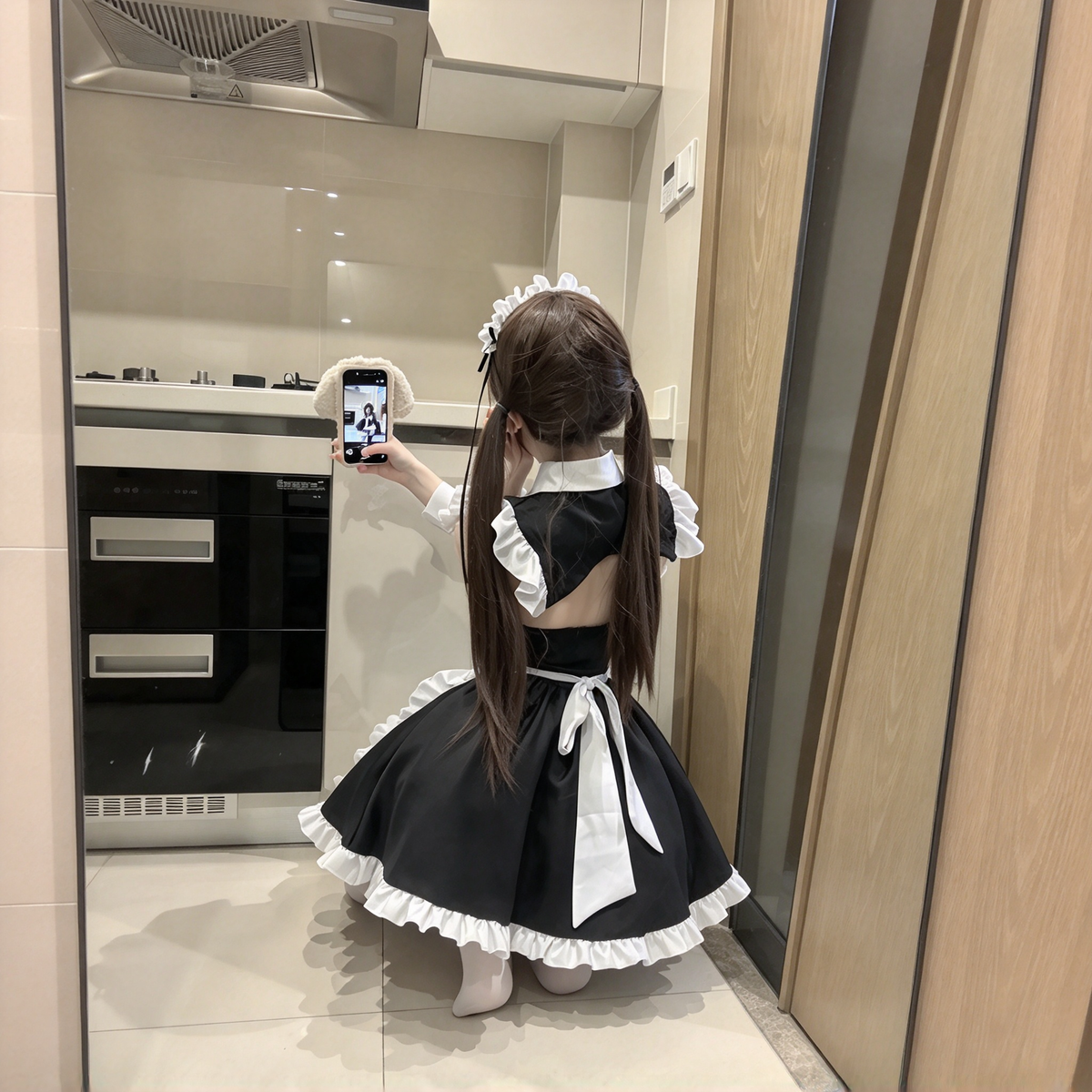 Classic Maid Lolita Sleeveless OP Dress Set with Cutout Yoke and Buttoned Waistband