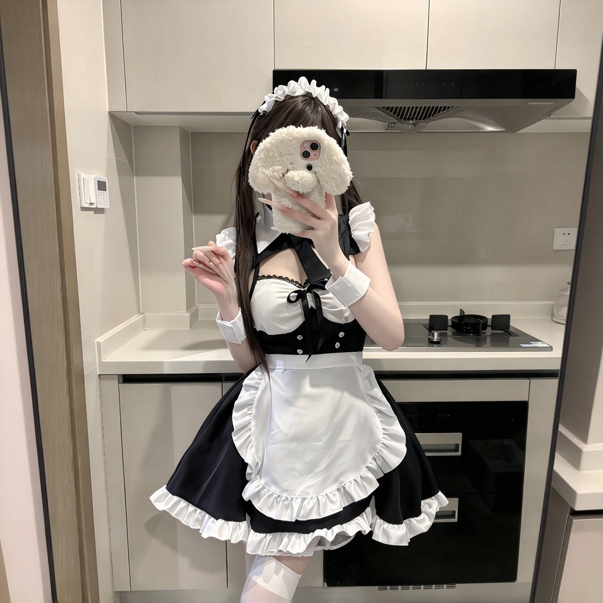 Classic Maid Lolita Sleeveless OP Dress Set with Cutout Yoke and Buttoned Waistband