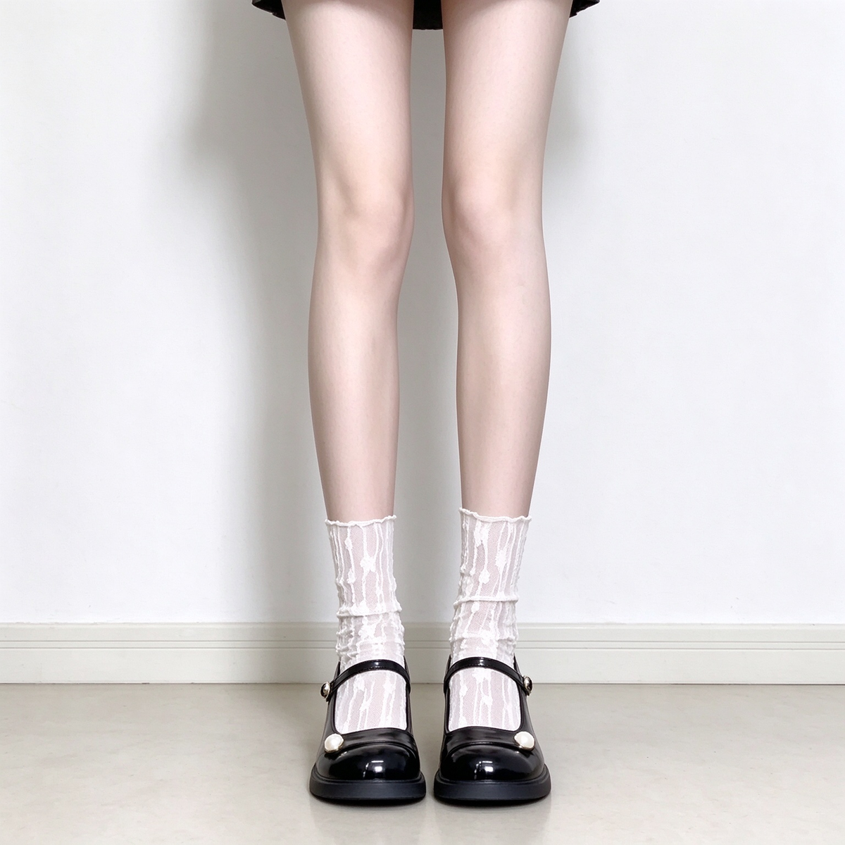 White Floral Patterned Sheer Lace Calf High Sweet Lolita Socks
